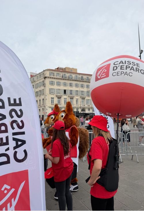 mascottes hotesses vieux port marseille cepac caisse d epargne