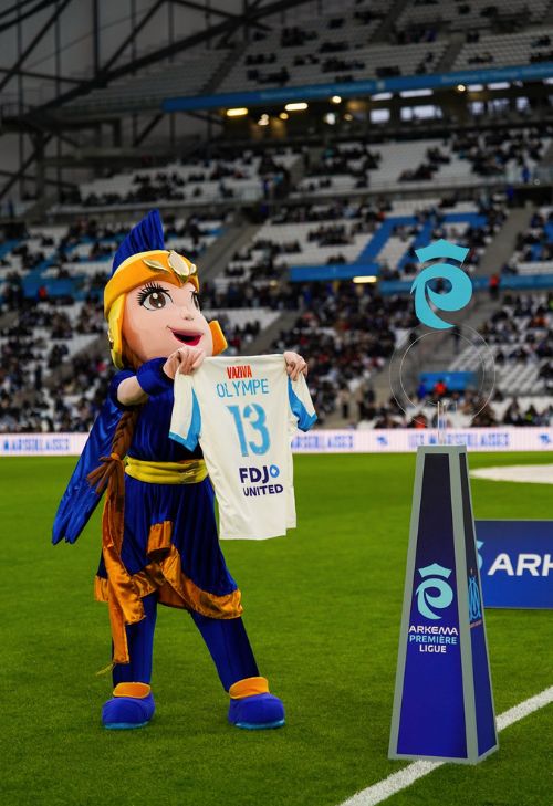 olympe mascotte les marseillaises stade velodrome