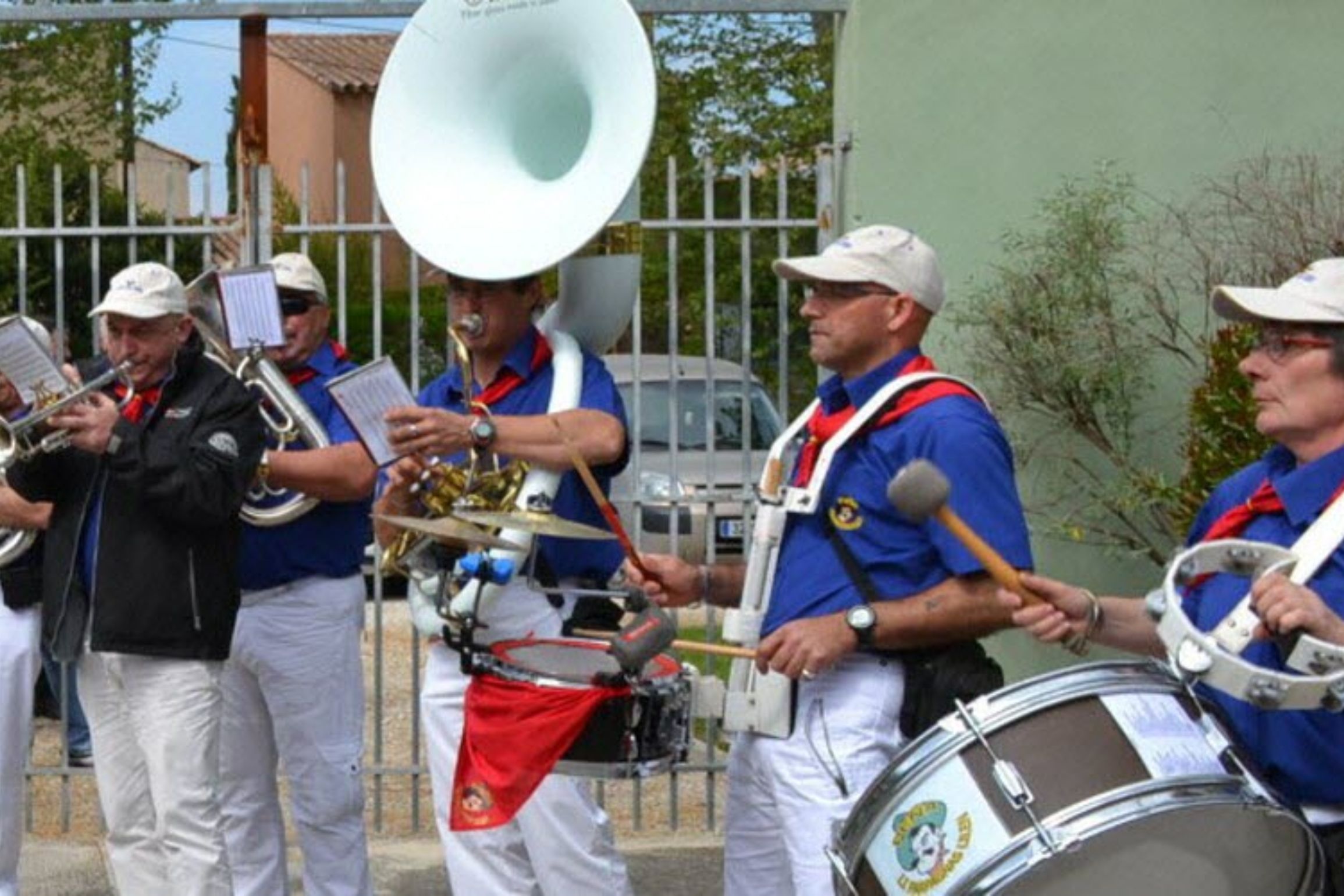 orchestre marseille agence evenementielle le petit phoceen